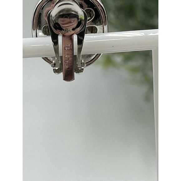 TJ M USA Signed Vintage Square Gold Silver Tone Mixed Metal Runway Clip earring - Picture 11 of 13